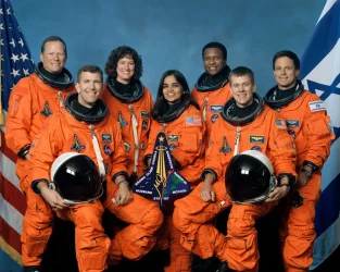 Crew_of_STS-107__official_photo_7710a228-0c65-4e45-9f85-cbf1894bdb26.webp